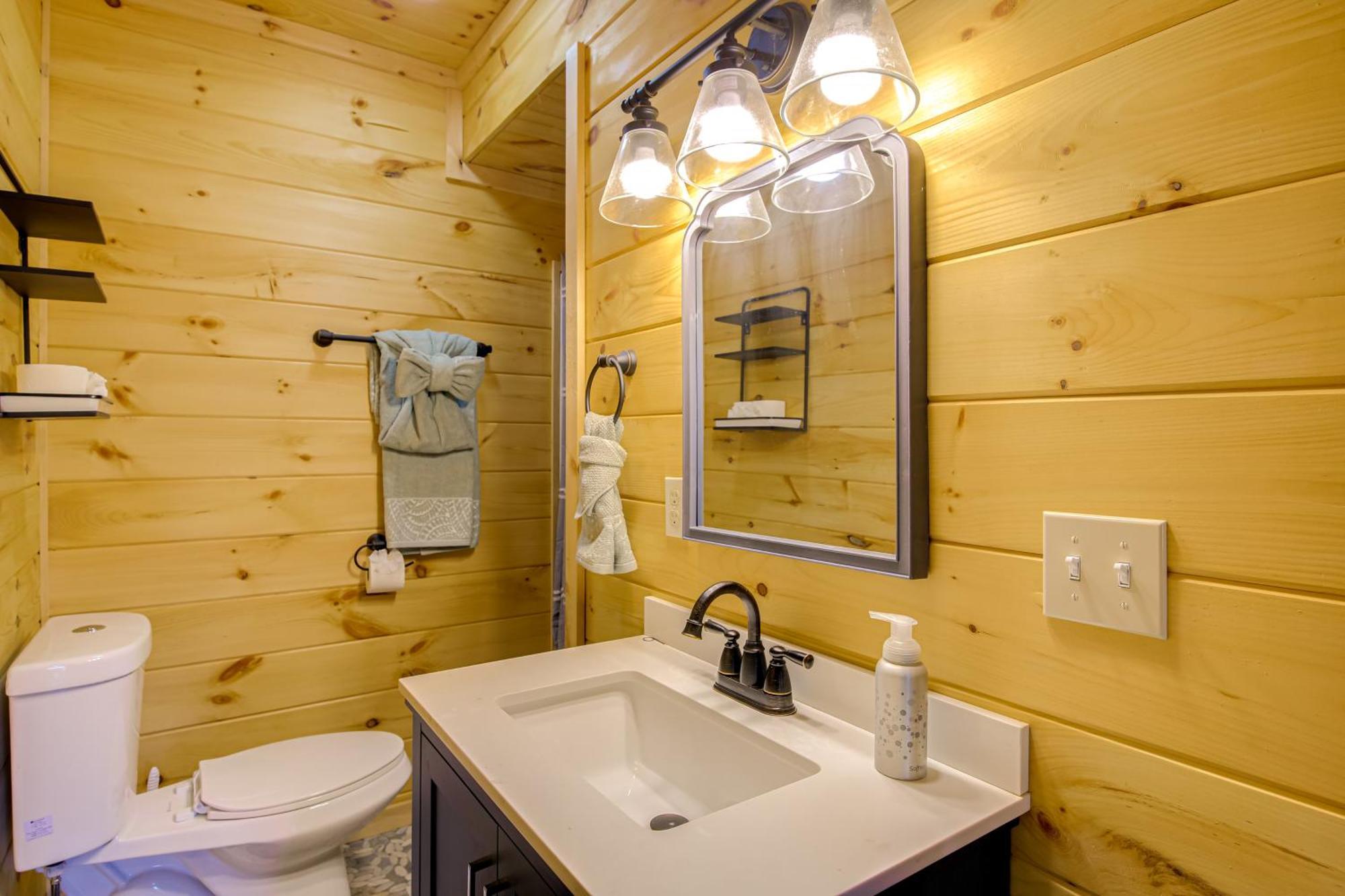 Gatlinburg Cabin With Game Room, Hot Tub And Mtn Views Εξωτερικό φωτογραφία