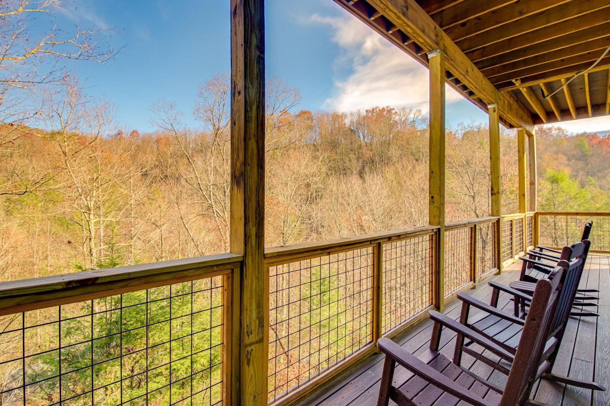Gatlinburg Cabin With Game Room, Hot Tub And Mtn Views Εξωτερικό φωτογραφία